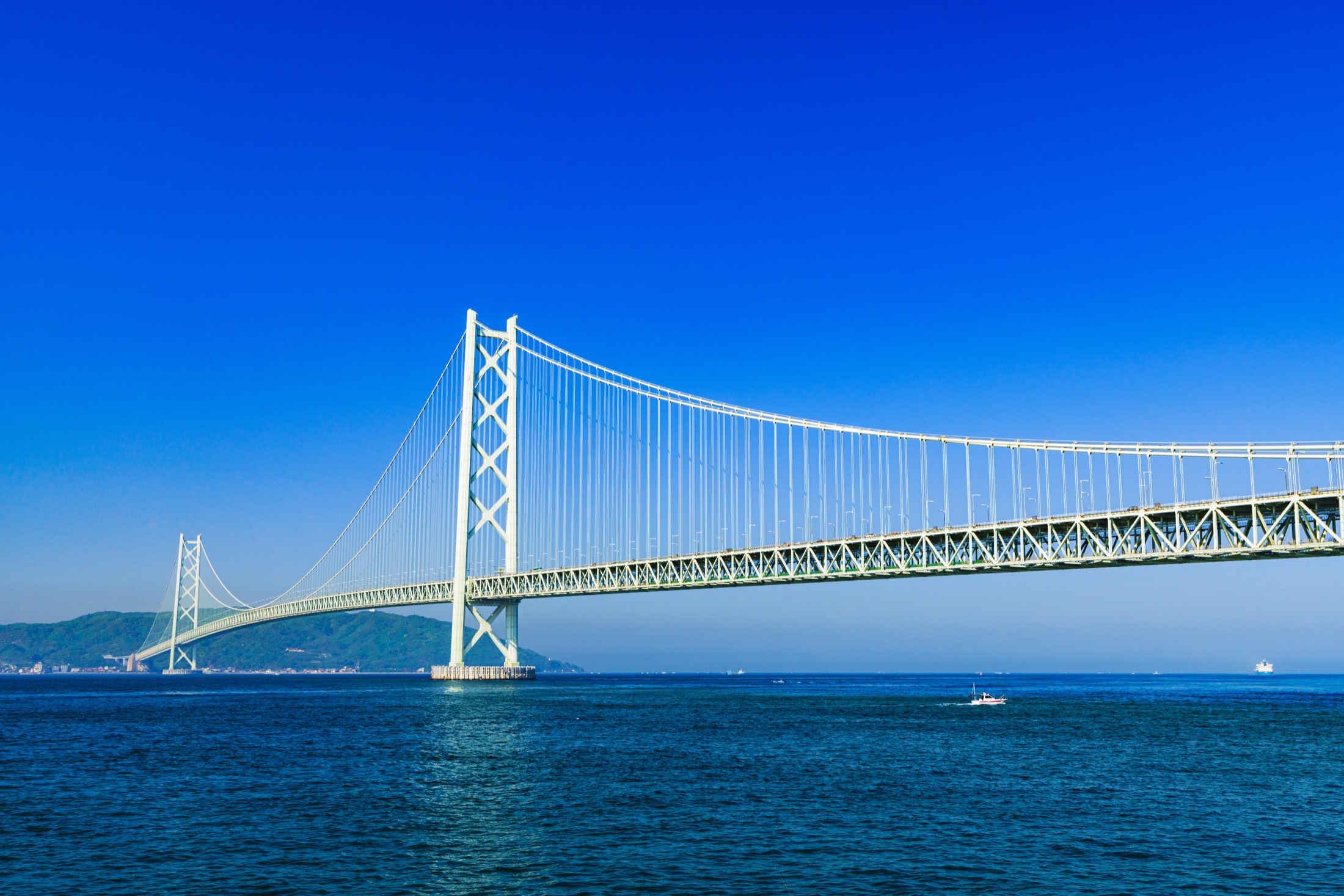 明石海峡大橋を望む淡路サービスエリア下り線